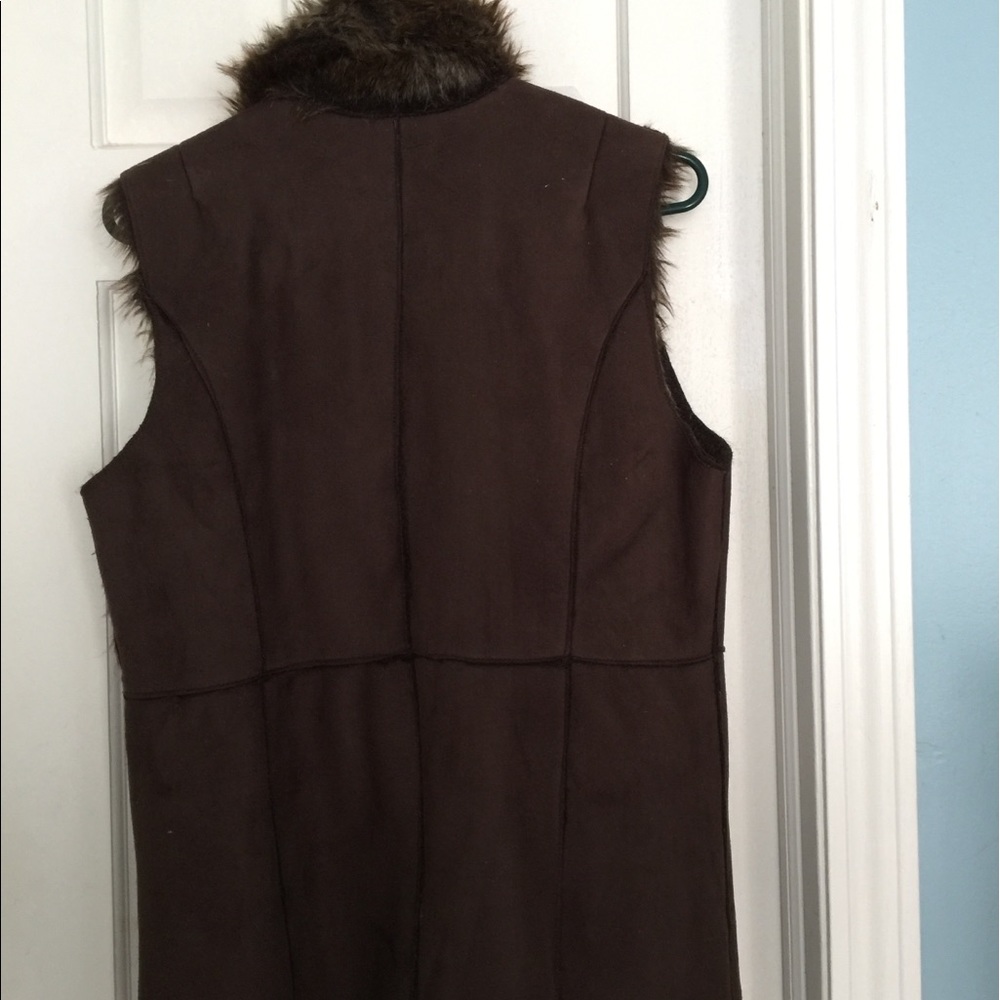 Vest - Picture 2 of 2